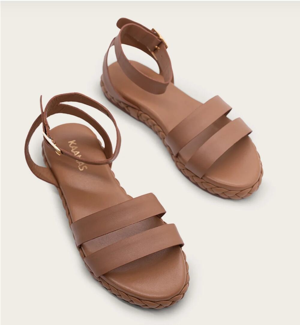 Kaanas New in Box Evereve Terrazas Double Band Flatform in Caramel // 9